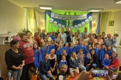 Szczęśliwej drogi już czas........ Skrzaty podczas wzruszającej uroczystości pożegnały przedszkolne progi. Ten wspólny czas pozostanie w naszych pamięciach na długo. Życzymy wszystkim absolwentom powodzenia na dalszych etapach edukacyjnych i sukcesów w życiu! Kochane skrzaty, będziemy tęsknić!